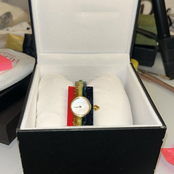 Gucci watch - Picture 6 of 7